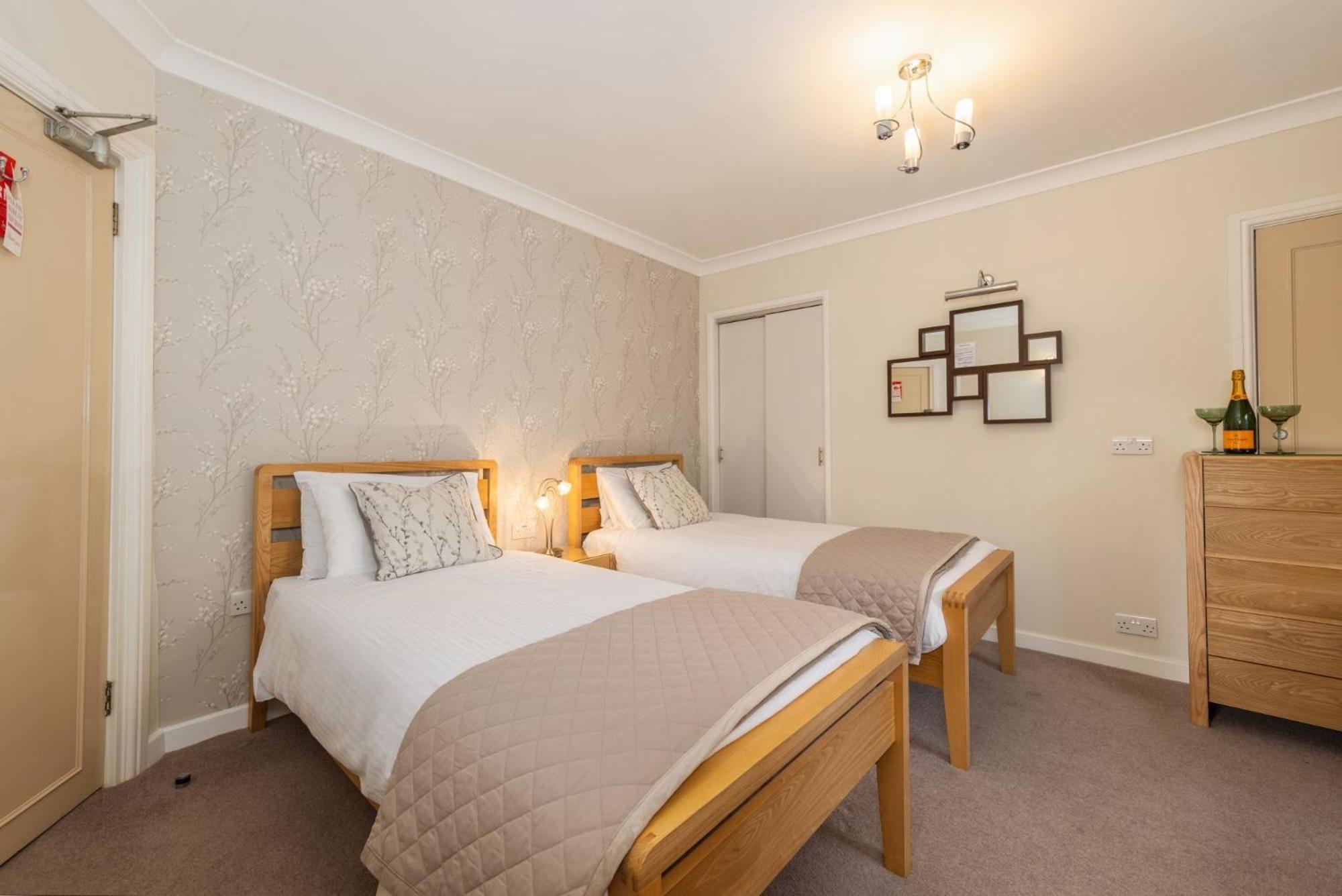 Thornbank House Offering Breakfast And With The Use Of Free Local Health Club Hotel Уиндермер Екстериор снимка